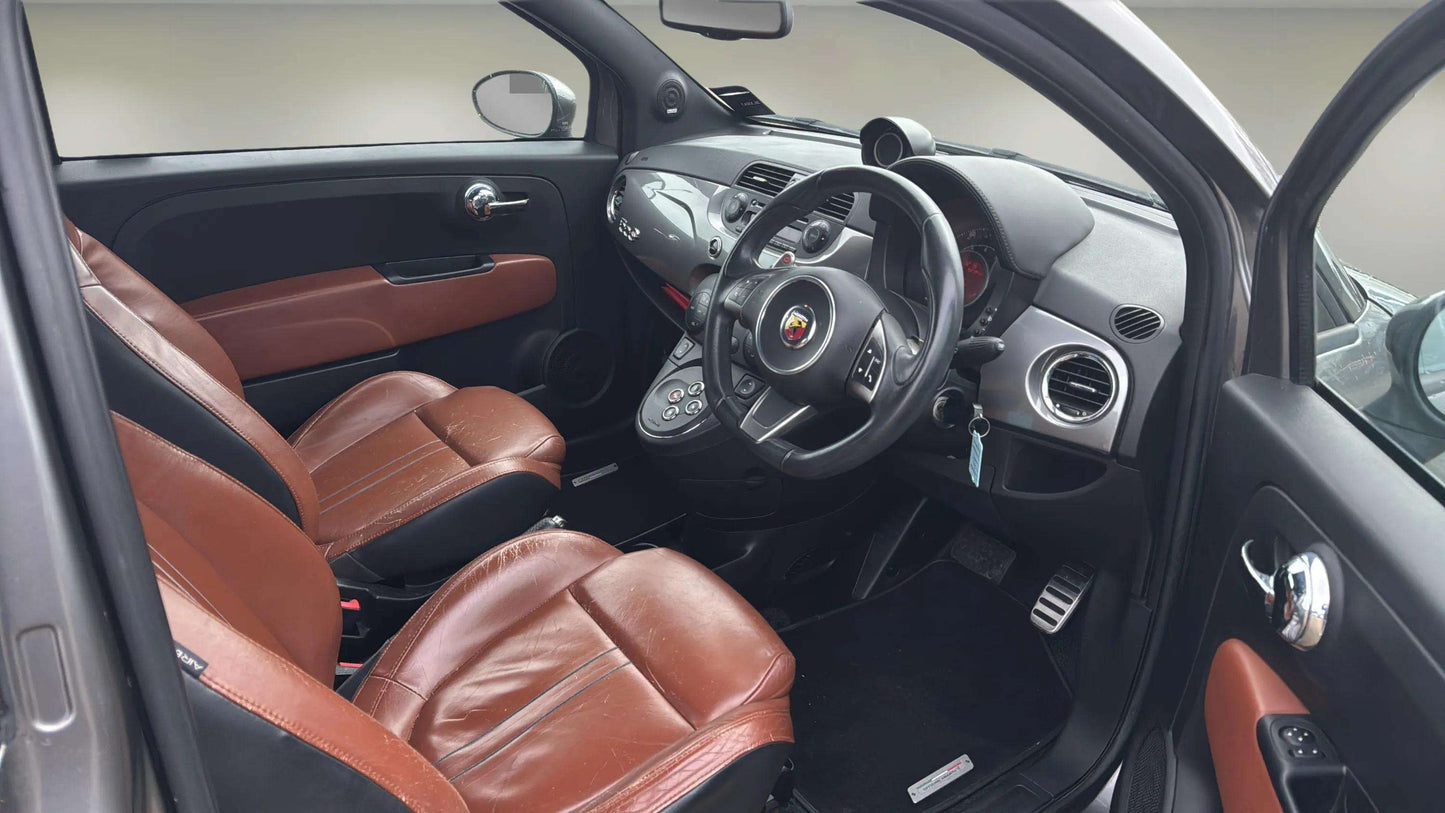 Abarth 500C 1.4 T-Jet Automatic