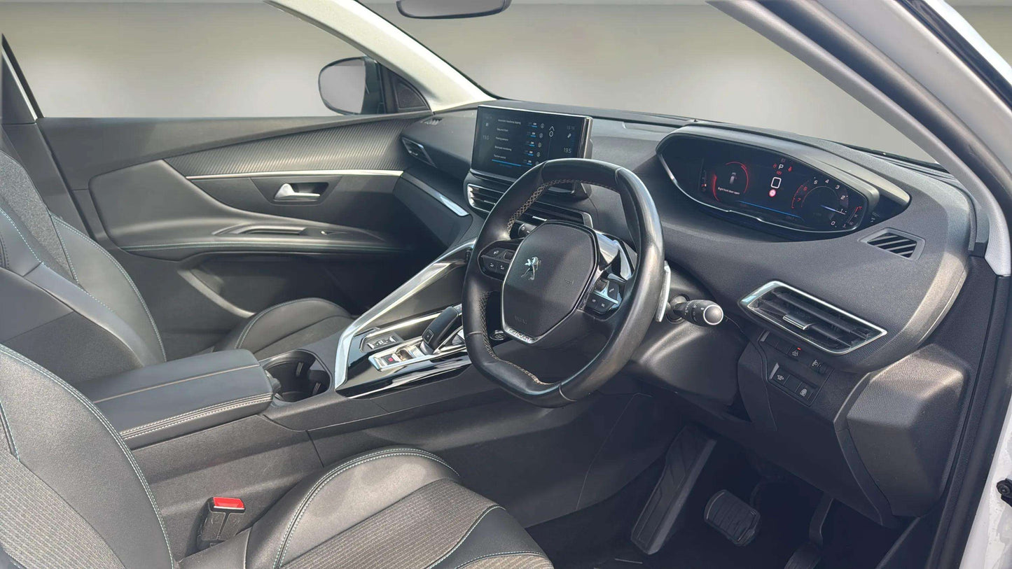 Peugeot 3008 1.2 PureTec Allure Automatic