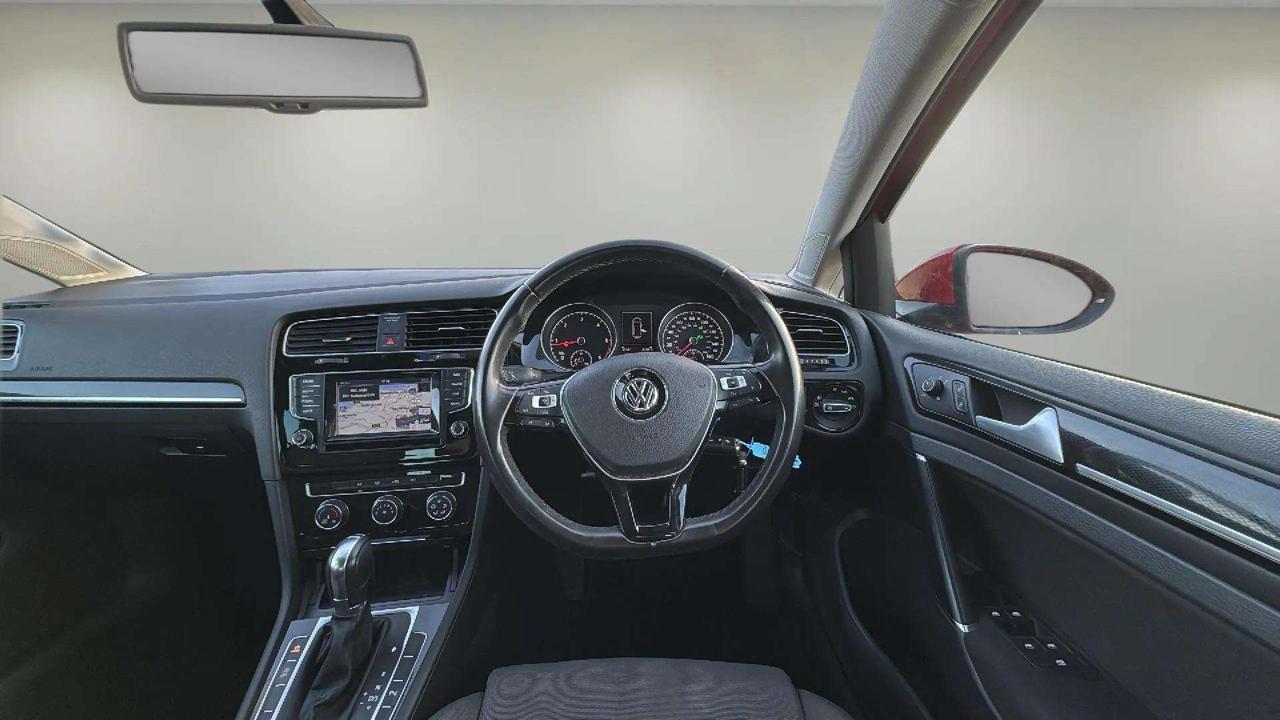 Volkswagen Golf 2.0TDI GT DSG 5 Door