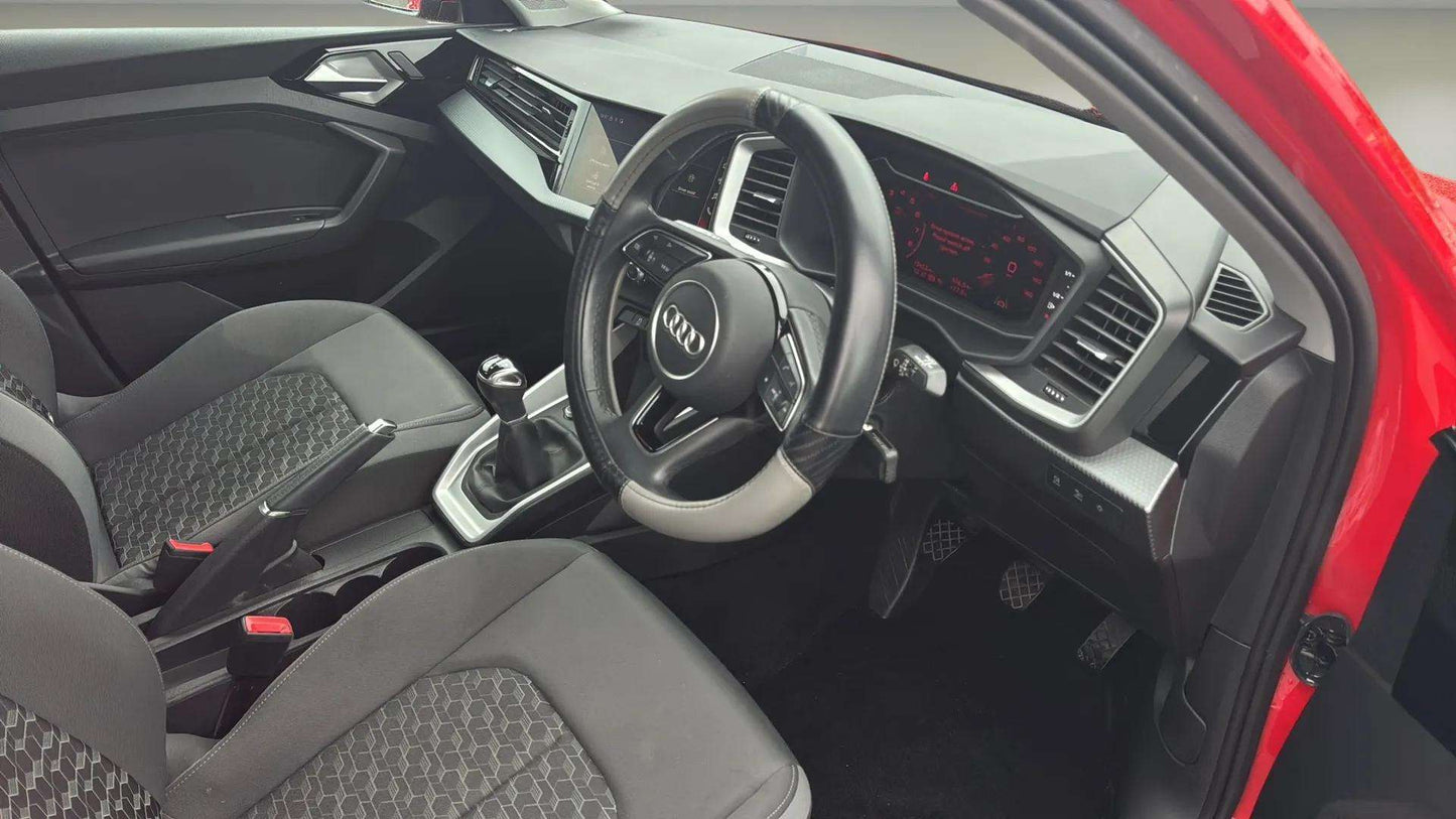 Audi A1 Sportback 1.0 TFSI 25 Sport Manual