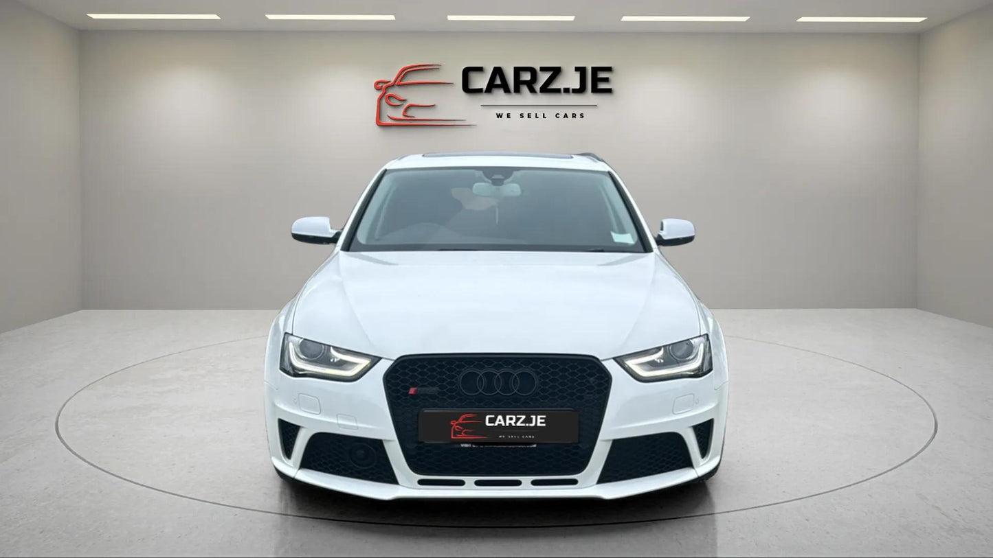 Audi RS4 Avant 4.2TFSI V8 S-Tronic Quattro