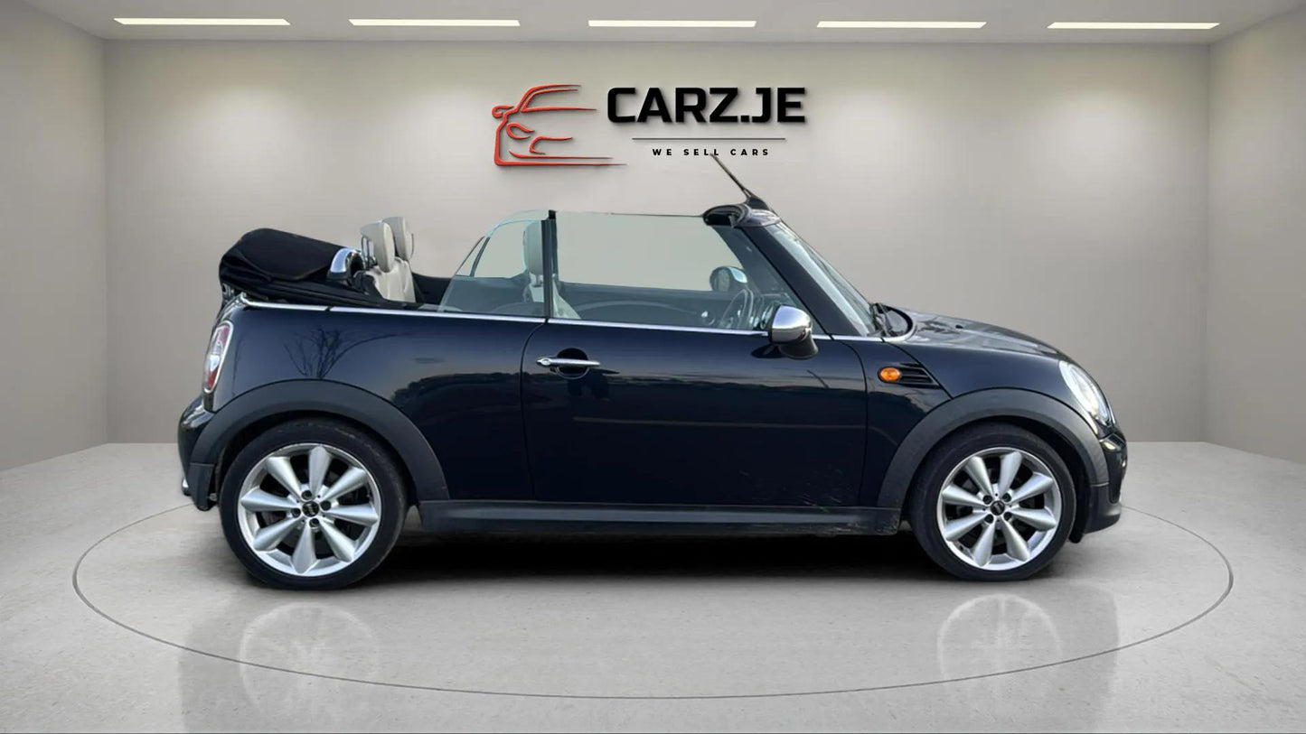 Mini Cooper 1.6 Convertible 6 Speed Manual