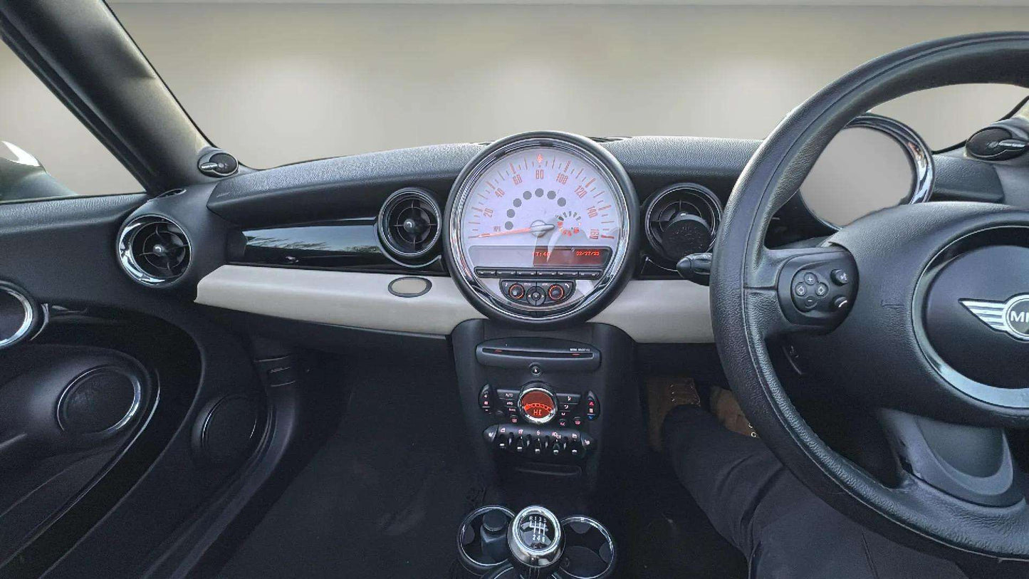 Mini Cooper 1.6 Convertible 6 Speed Manual