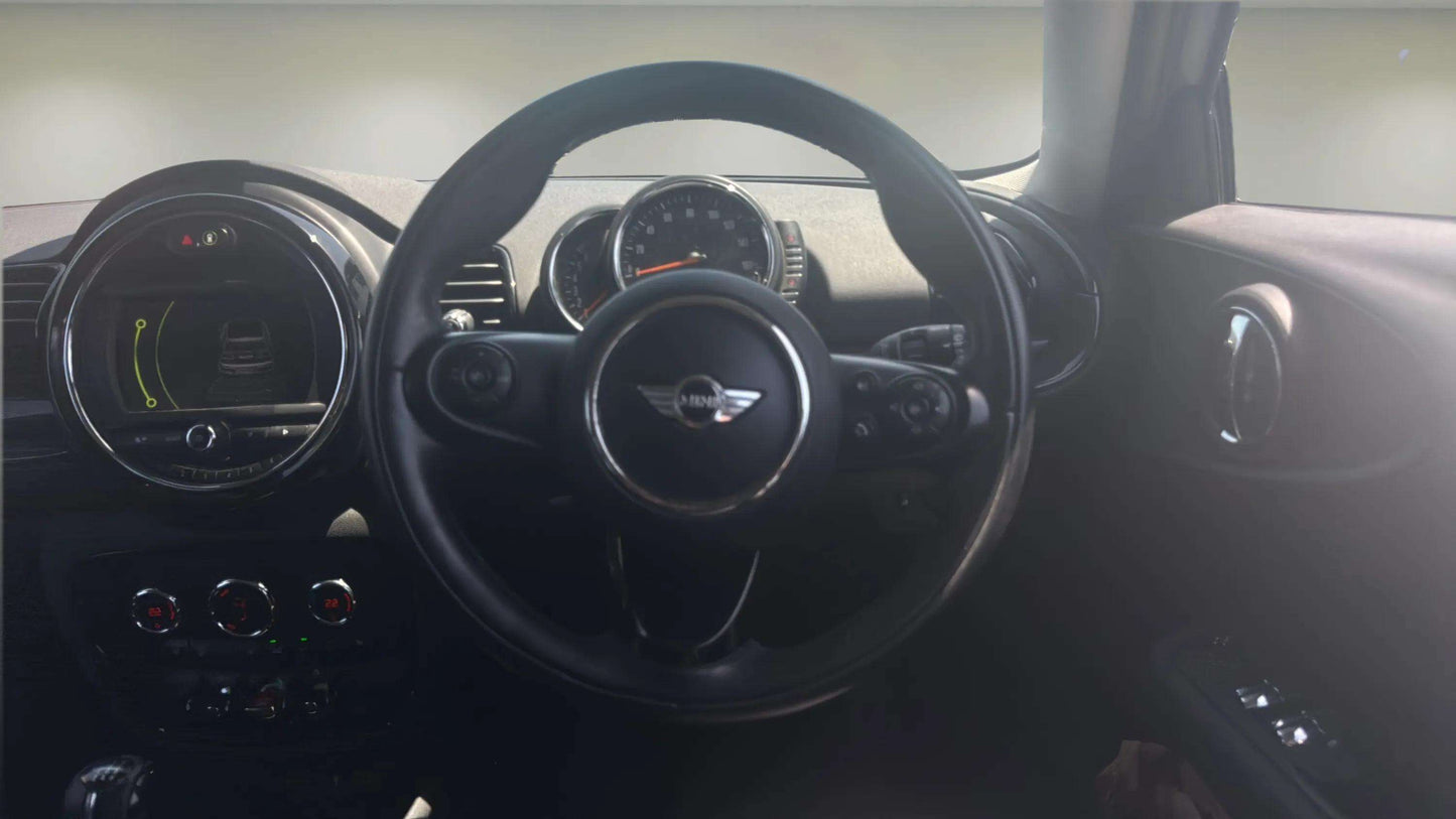 Mini Cooper Clubman 1.5 Manual 6 Speed