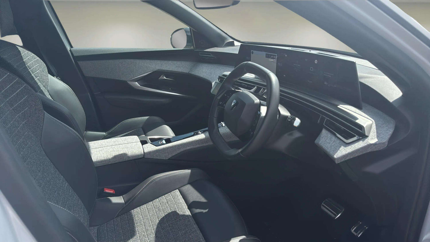 Peugeot 3008 1.2 Hybrid 136 Allure e-DSC6