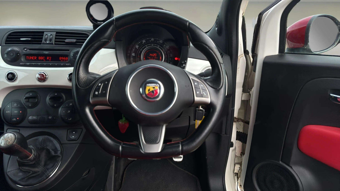 Abarth 500C 1.4 T-Jet Automatic