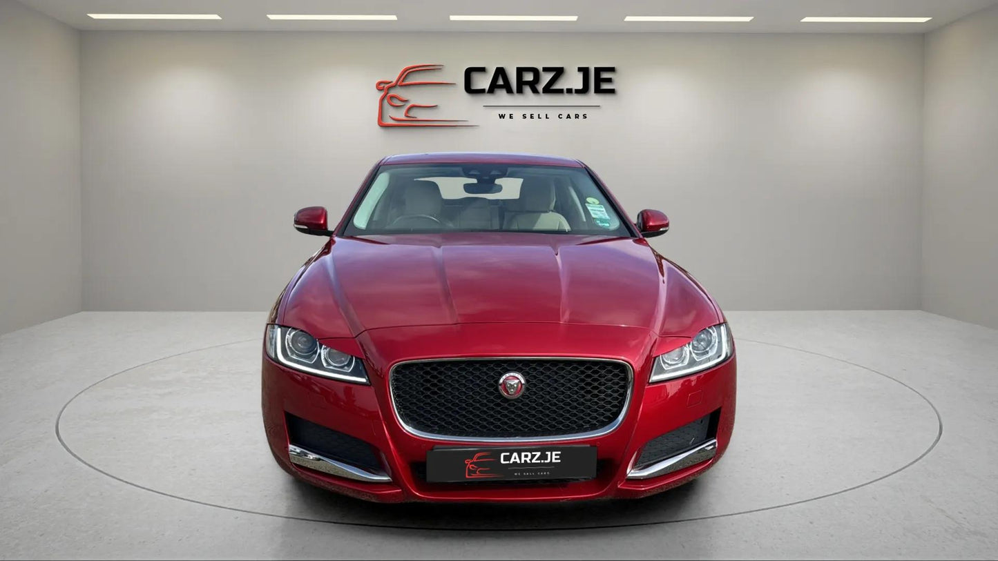 Jaguar XF 2.0 D180 Prestige Automatic