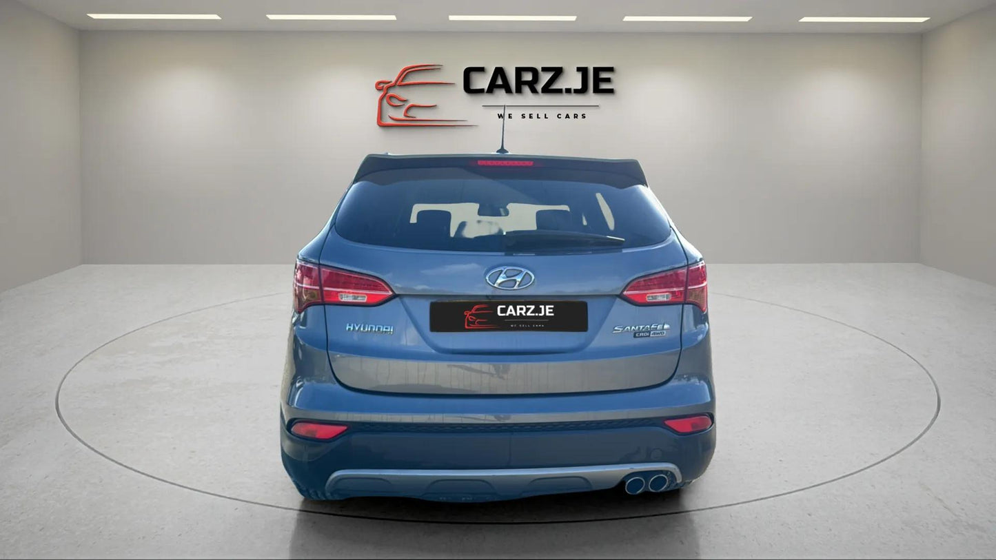 Hyundai Santa Fe 2.2 CRDI Blue Drive Premium 4WD 6 Speed Manual 7 Seater