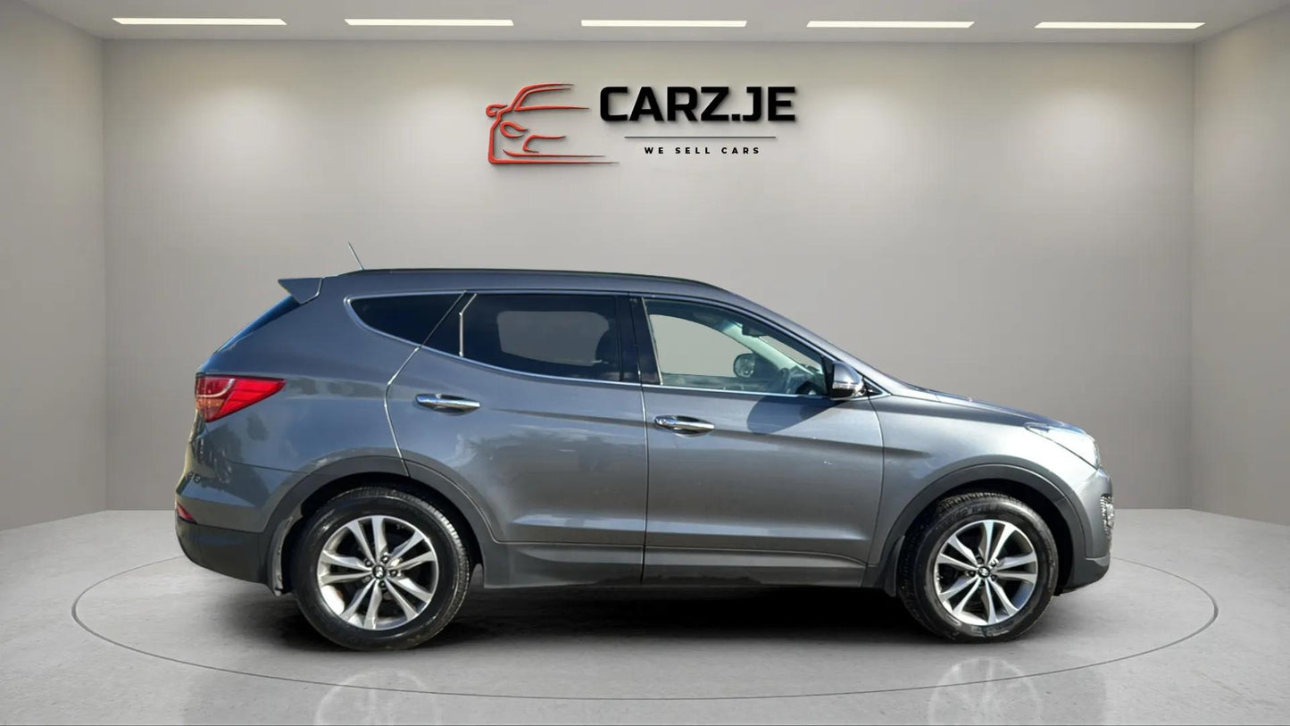 Hyundai Santa Fe 2.2 CRDI Blue Drive Premium 4WD 6 Speed Manual 7 Seater