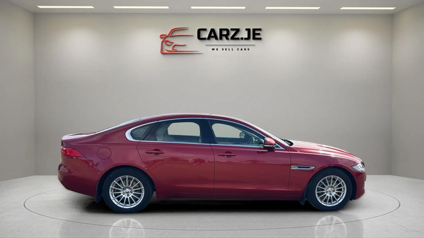 Jaguar XF 2.0 D180 Prestige Automatic