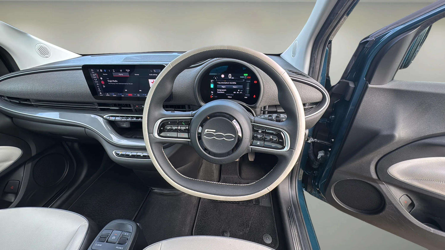 Fiat 500e 42kWh La Prima Automatic