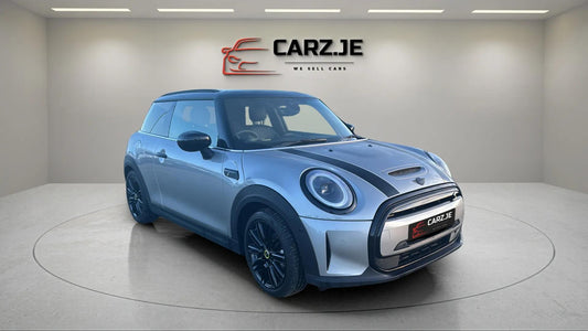 Mini Electric Hatchback Cooper SE Level 3
