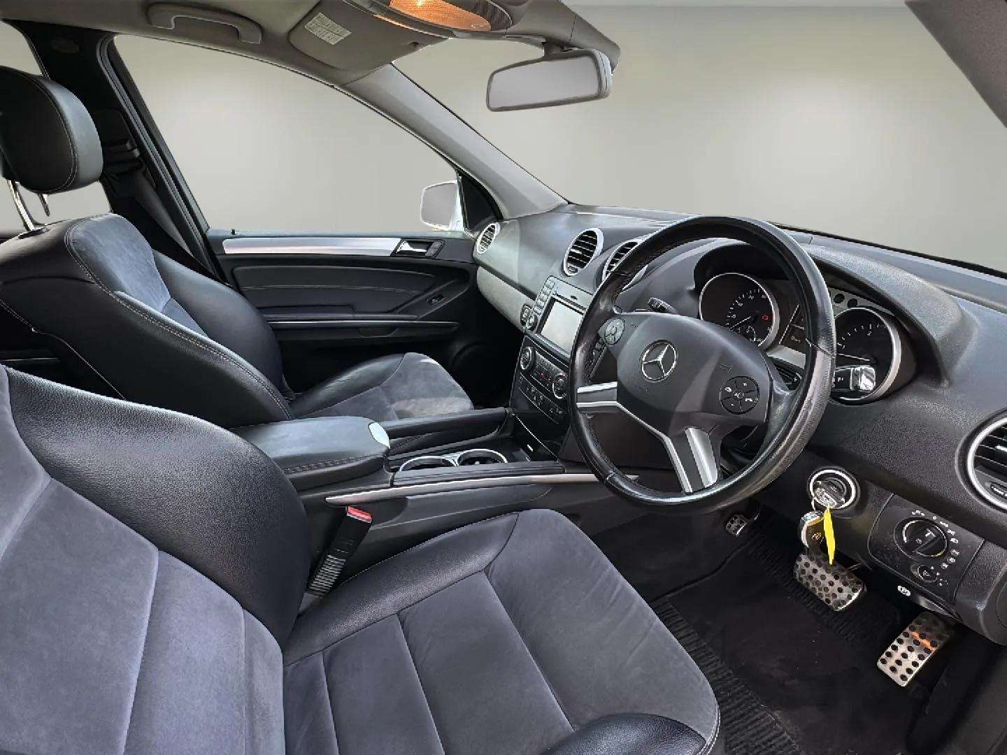 Mercedes Benz ML 350 CDI V6 Sport