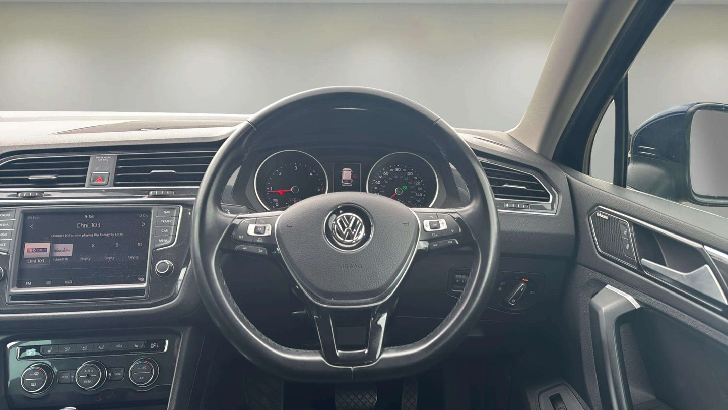 Volkswagen Tiguan 2.0 TDI SE Navigation DSG 4Motion