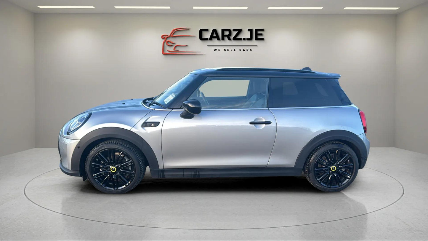 Mini Electric Hatchback Cooper SE Level 3
