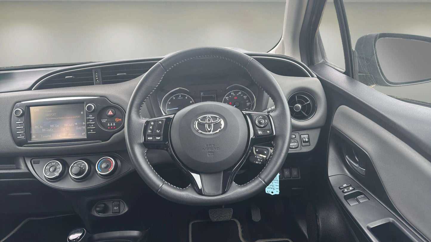 Toyota Yaris 1.5 VVT-i CVT Automatic