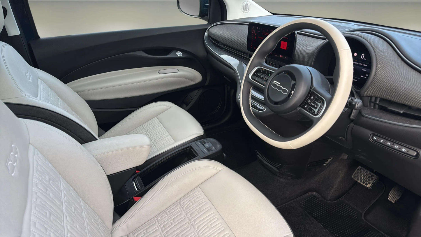 Fiat 500e 42kWh La Prima Automatic